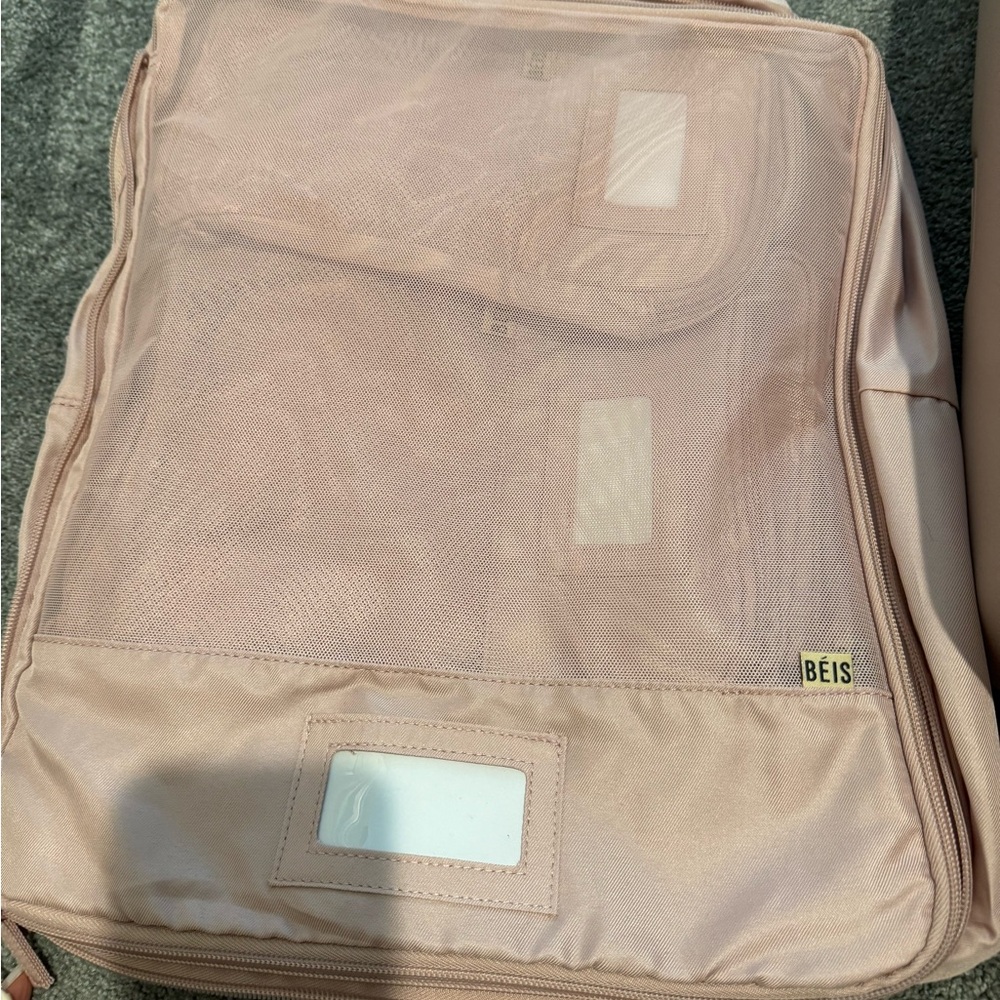 BEIS Pink packing cubes